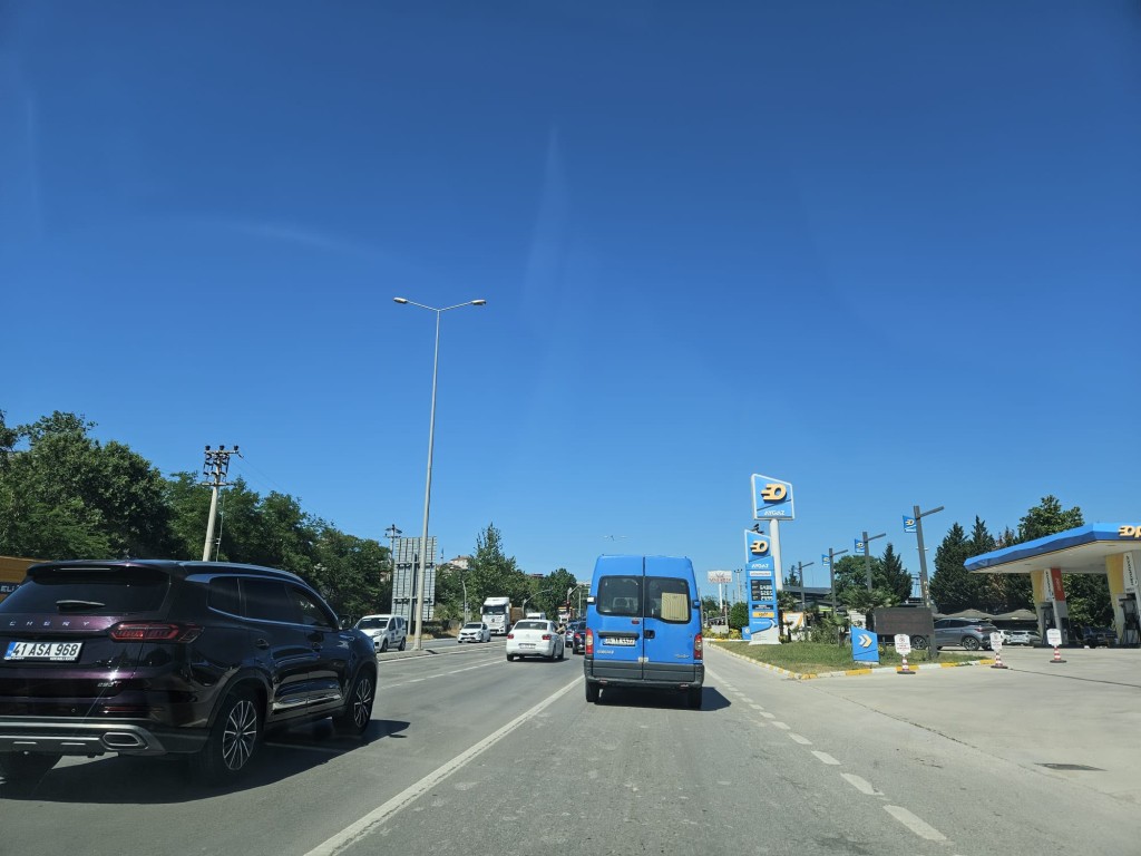 Yasak var ama Kandıra'ya akın var!