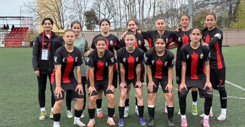 Gölcük İdmanocağı 3.Lig’in kralı
