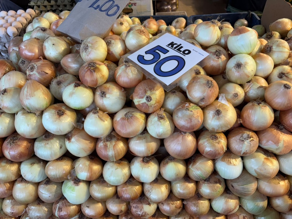 İzmit'te soğana bir haftada 25 TL zam geldi! 