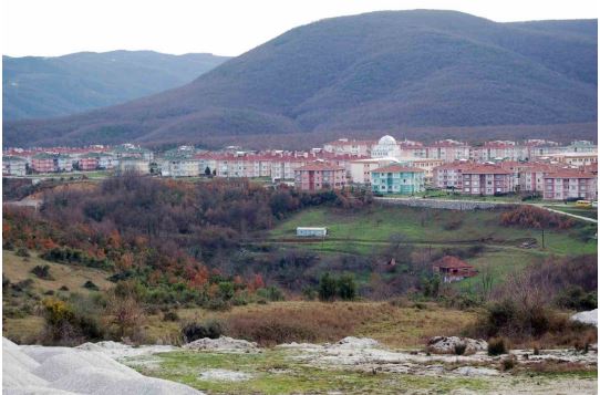 Kocaeli’nin hemen dibinde yüz binlerce liralık satış!