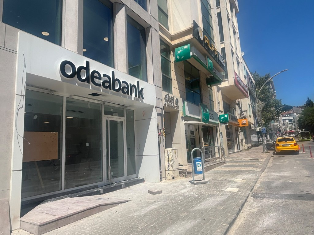 Leyla Atakan Caddesi’ne Odeabank açılıyor