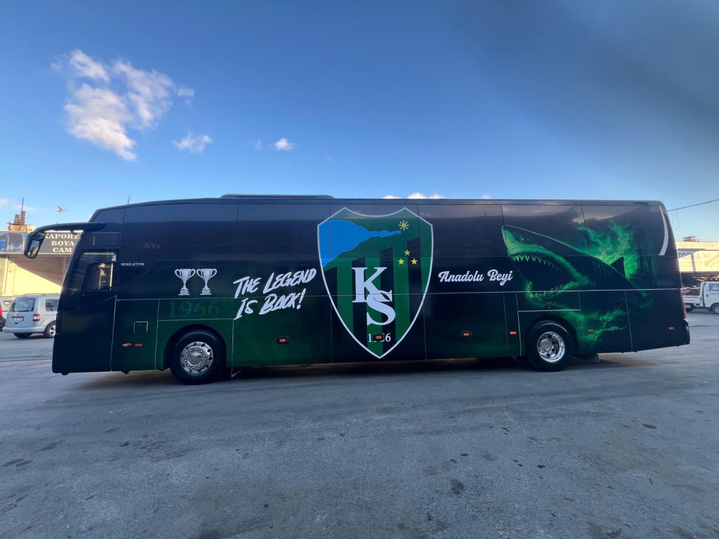 Kocaelispor otobüsünün giydirmeleri yenilendi