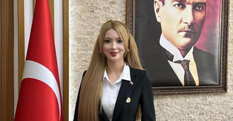 ’Barbie Kaymakam’ vali yardımcısı oldu