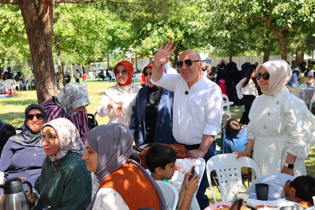 Darıca'da kursiyerler piknikte bir araya geldi
