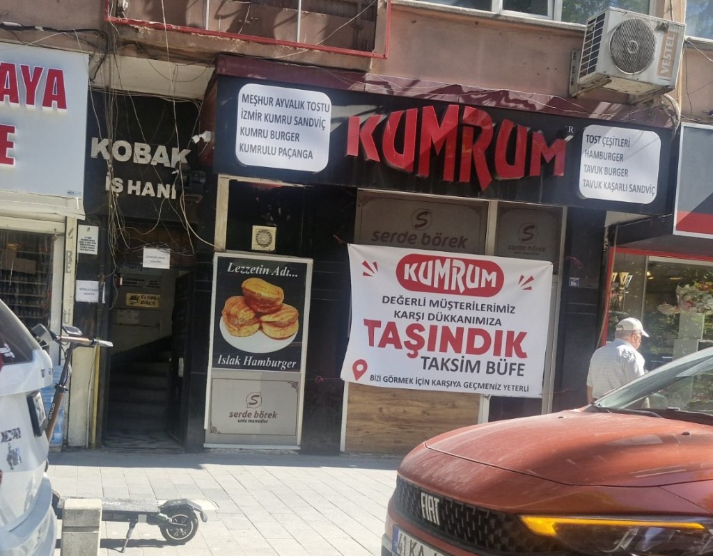 İzmit’in ünlü dükkanı yer değiştirdi!