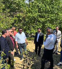 Dokuzlar’dan esnaf ve çiftçilere destek ziyareti