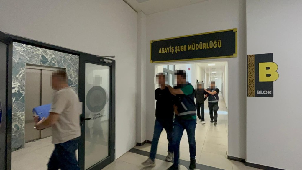 Kocaeli'de iki şüphelinin planı tutmadı!
