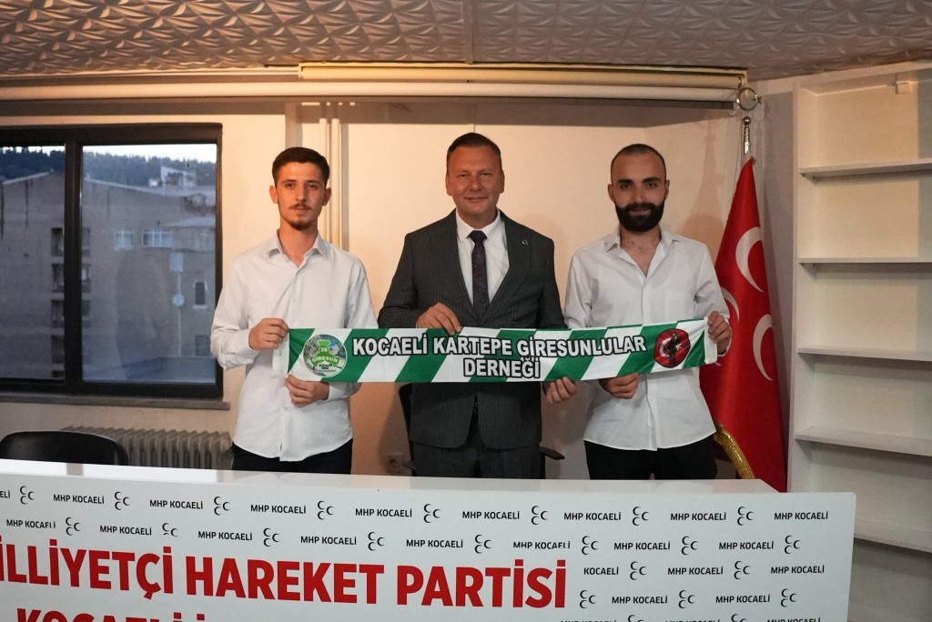 Kartepe Giresunlular Derneği’nden Başkan Emengen’e ziyaret
