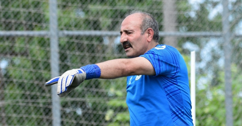İNANILMAZ AMA GERÇEK! Gebze Beylikbağı’nın kaleci antrenörü ülke gündeminde!