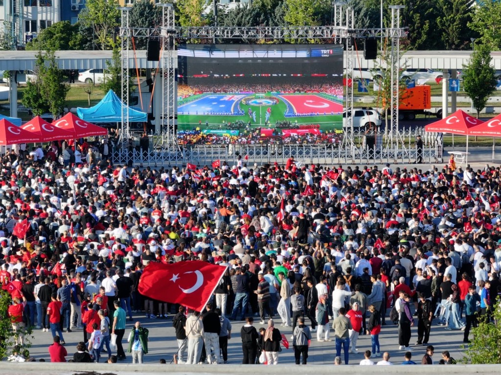 İzmitliler tek yürek oldu! 