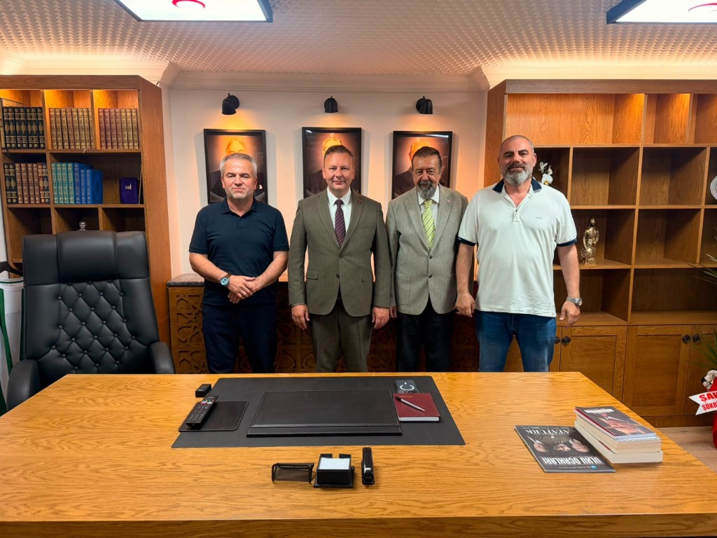 MHP’ye hayırlı olsun ziyareti