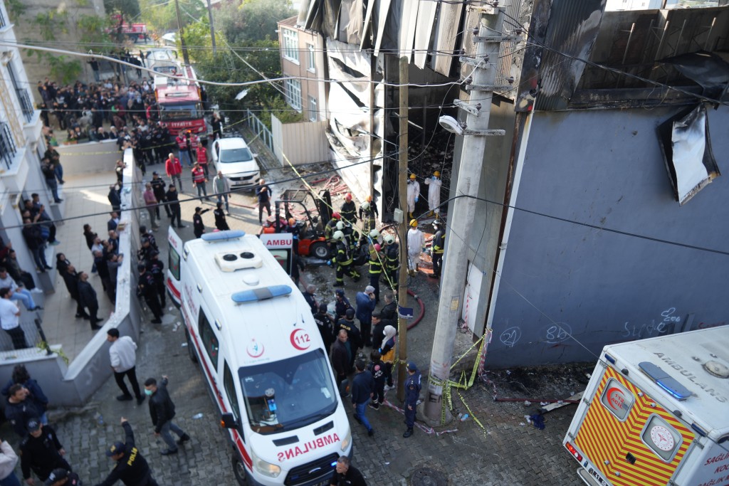 Kocaeli'deki fabrika yangını davasında 7 belediye yetkilisine gözaltı