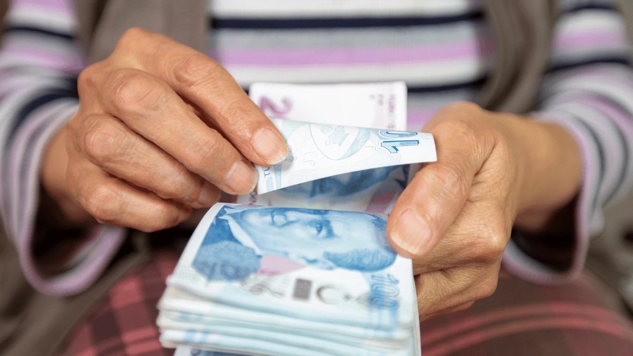 Emekliye 23 bin 640 TL sürprizi!
