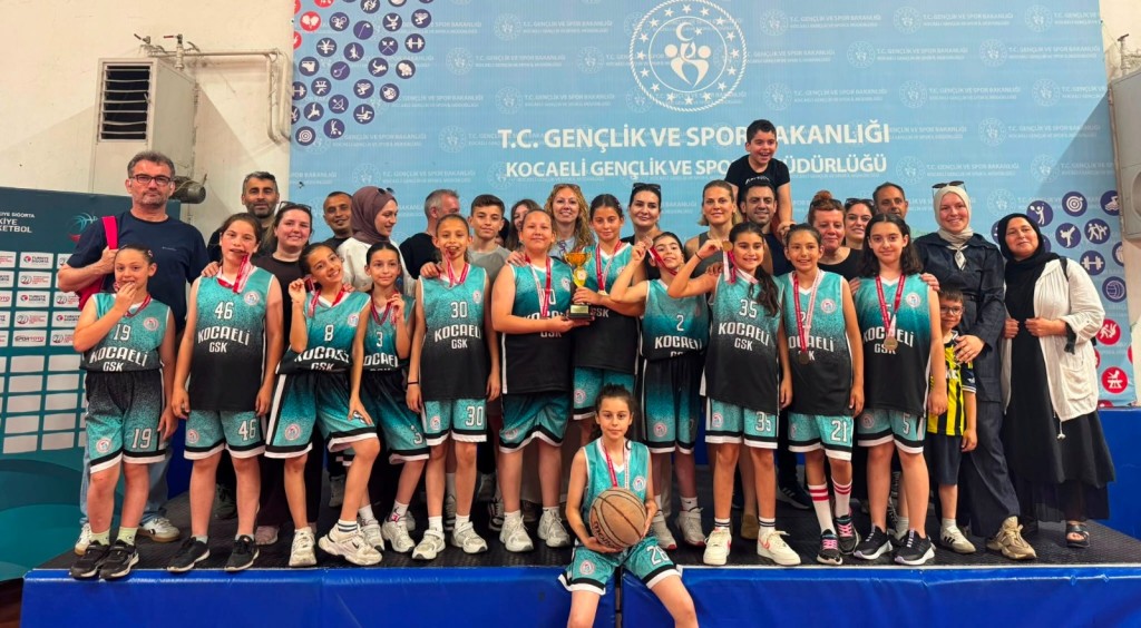 Karamürsel’in kızları şahane!