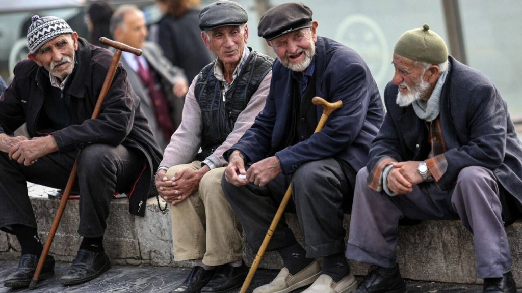 Emekliye enflasyon farkı geliyor! İşte hesaplara yatacak tutar