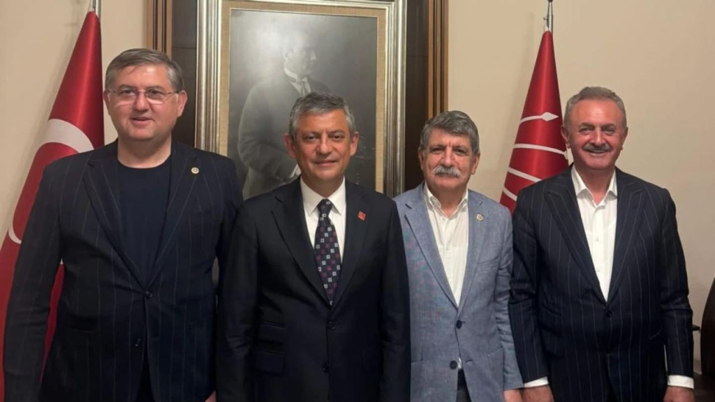 Kocaeli’nin 3 vekili de istifa etti!