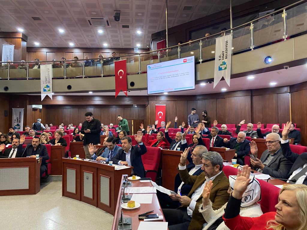 Tüm meclis üyeleri belediyeye çağrıldı! 