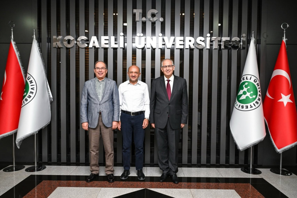 Fikri Işık’tan Kocaeli Üniversitesi’ne ziyaret