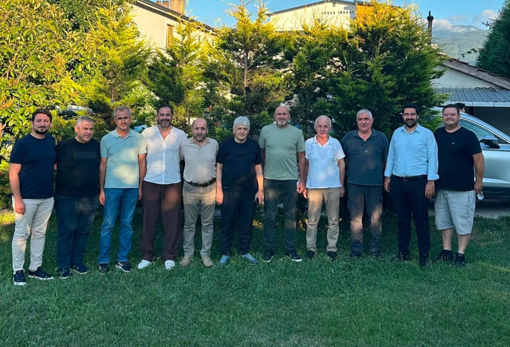 Kocaeli Güneşspor’da yeni yönetimin görevleri belli oldu