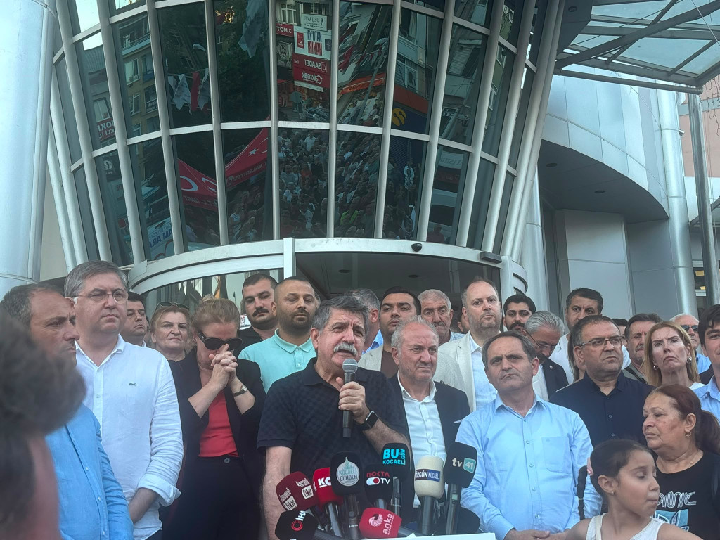 Kanko, Özgür Özel’in mesajını iletti!