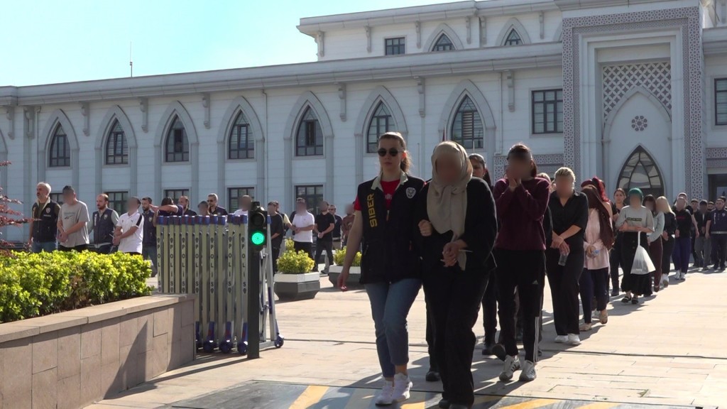 Kocaeli'de dev operasyon! 119 kişi gözaltına alındı