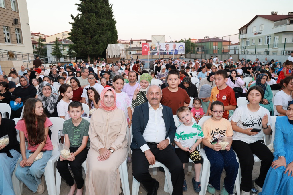 Gebze'de yaz akşamları sinemayla renklendi