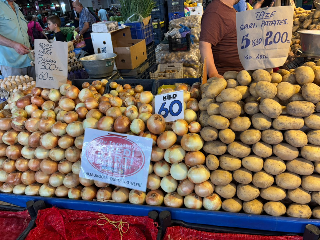İzmit’te soğana yine zam geldi!