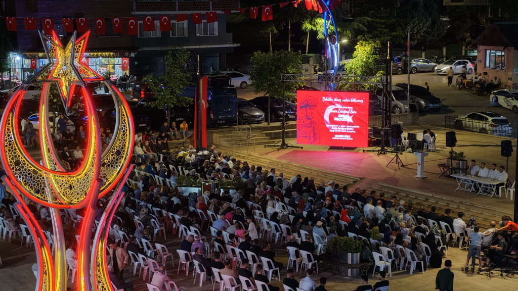 Şehit Ömür Ertuğrul Sarı Başiskele'de anıldı