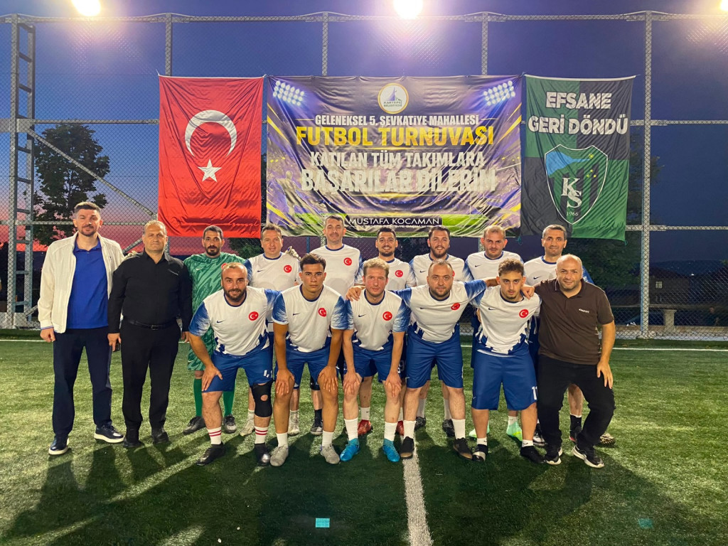 Arslanbey’de Güzelhisarspor alkışlandı