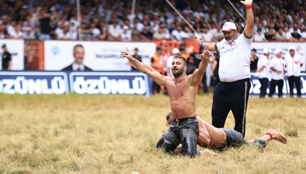 Sinan Yıldız artık BAŞPEHLİVAN!