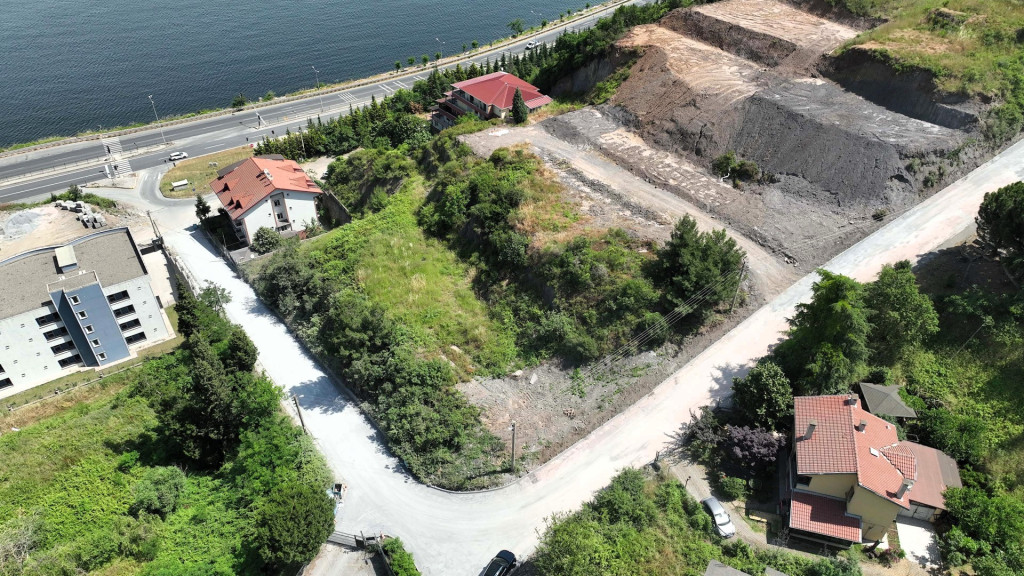 Halıdere'de sokaklar yeni yüzüne kavuştu
