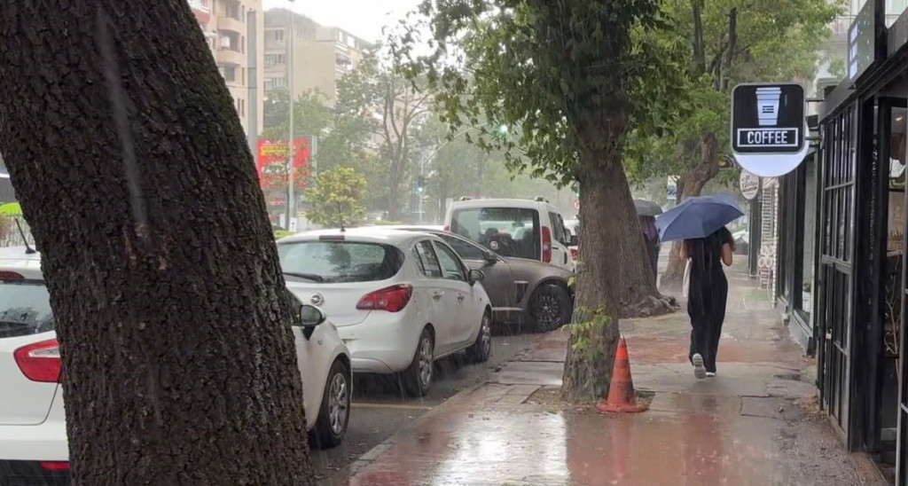 Kocaeli'de sağanak hayatı olumsuz etkiledi
