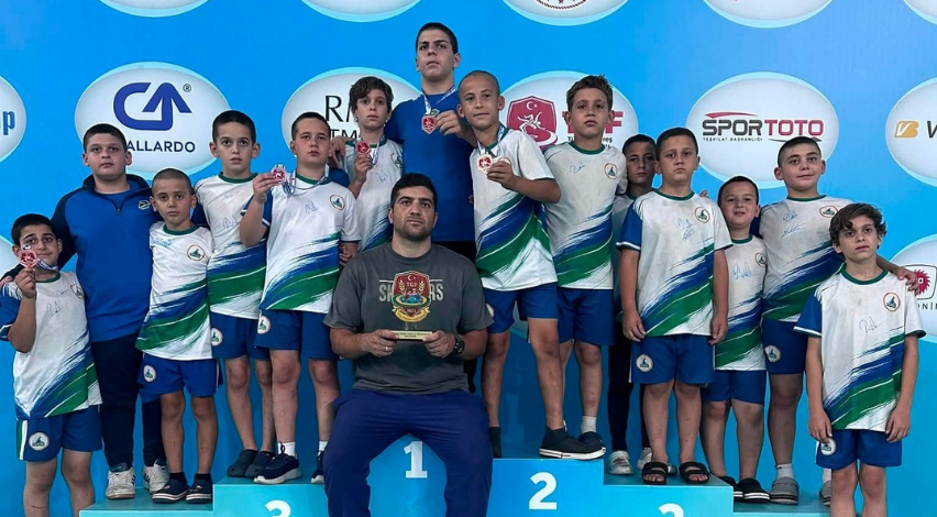 Kartepeli güreşçiler gururumuz oldu