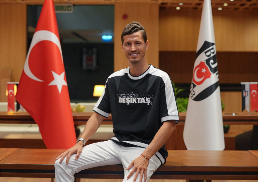 Kapılar kapanmamıştı...Salih Uçan, Kocaelispor'a haber gönderdi!