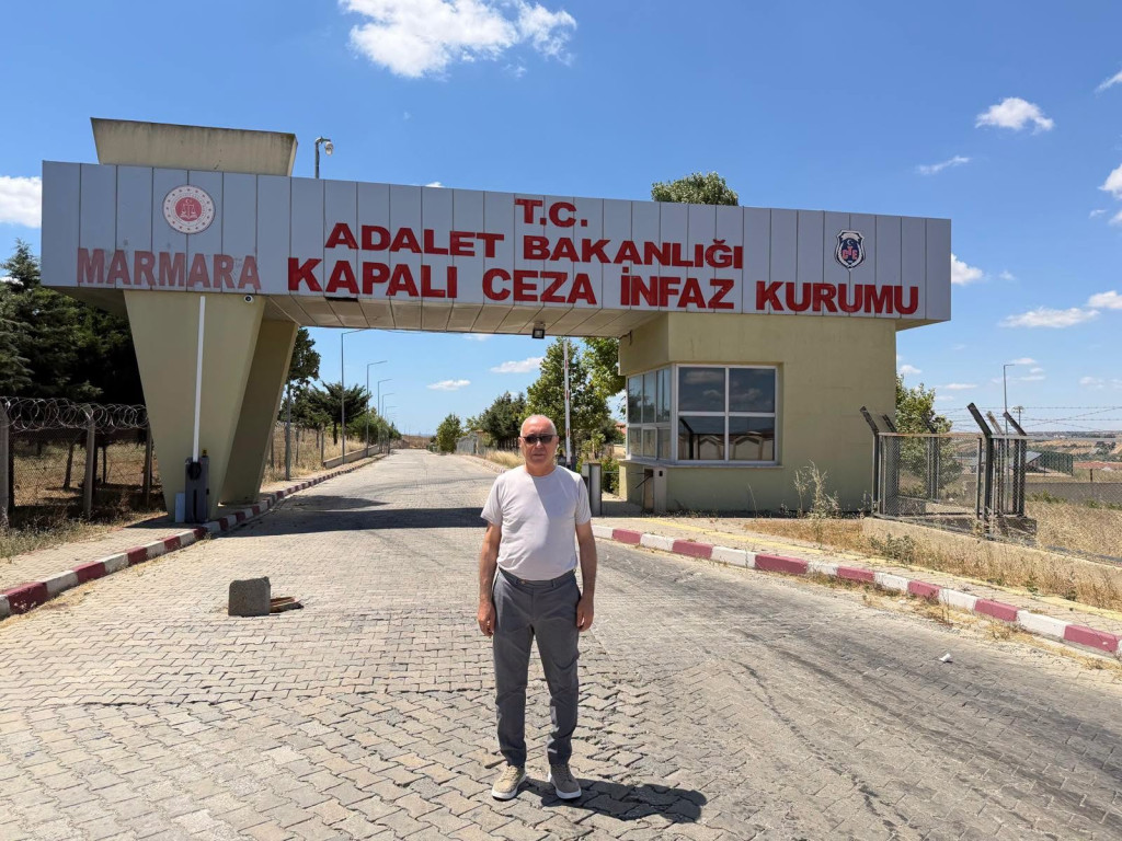 Doğan Demir’den Hürriyet’e ziyaret! 