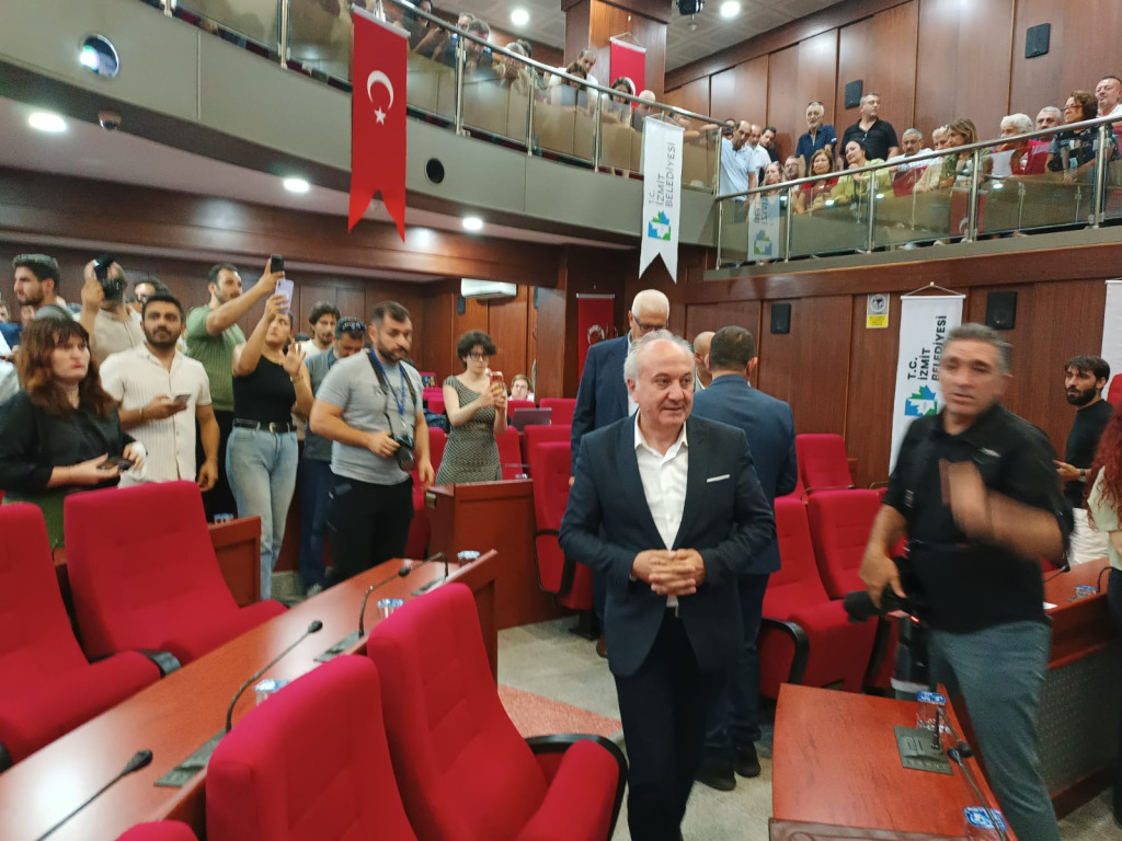 Erdem Arcan da salona geldi