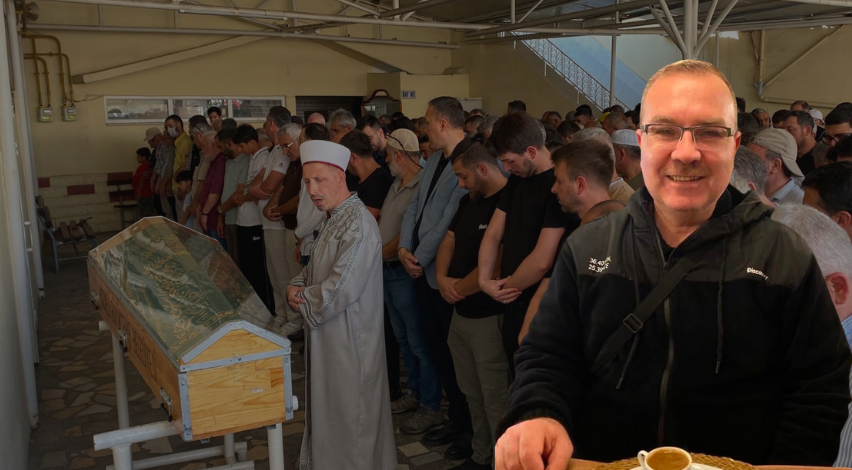 Kocaeli'de yeğeni tarafından öldürülen adam toprağa verildi