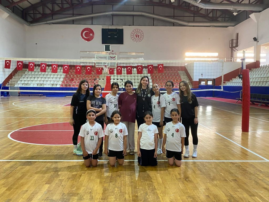 Şirinköyspor salon sporlarında da var