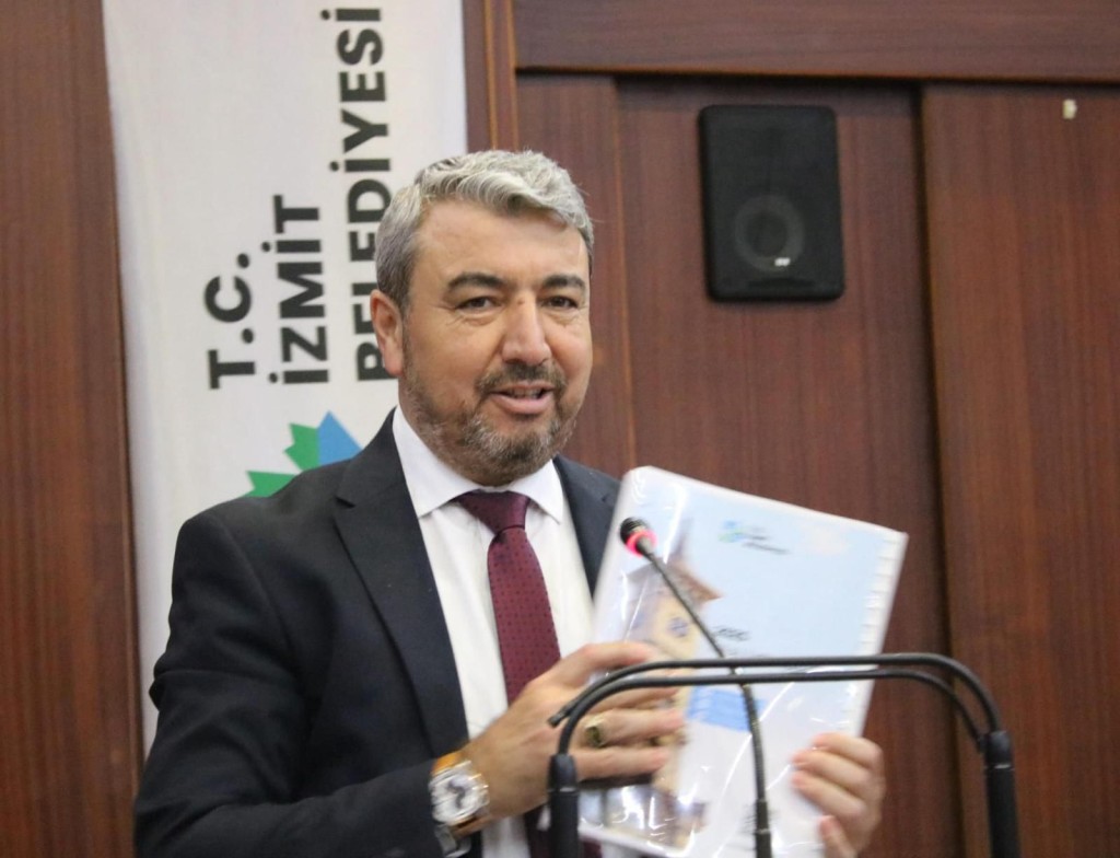 İzmit’te başkanvekilliği yarışında AK Parti’nin adayı Ünlü olabilir!
