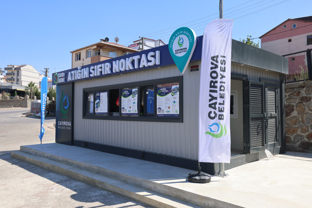 Atıklarını getirenler tablet ve akıllı saat kazandı
