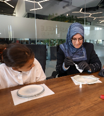 Başiskele'de çocuklar ve aileleri Japon sanatıyla tanıştı