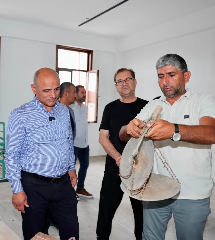 Körfez'de Taşköprü Kültür Evi açılış için gün sayıyor