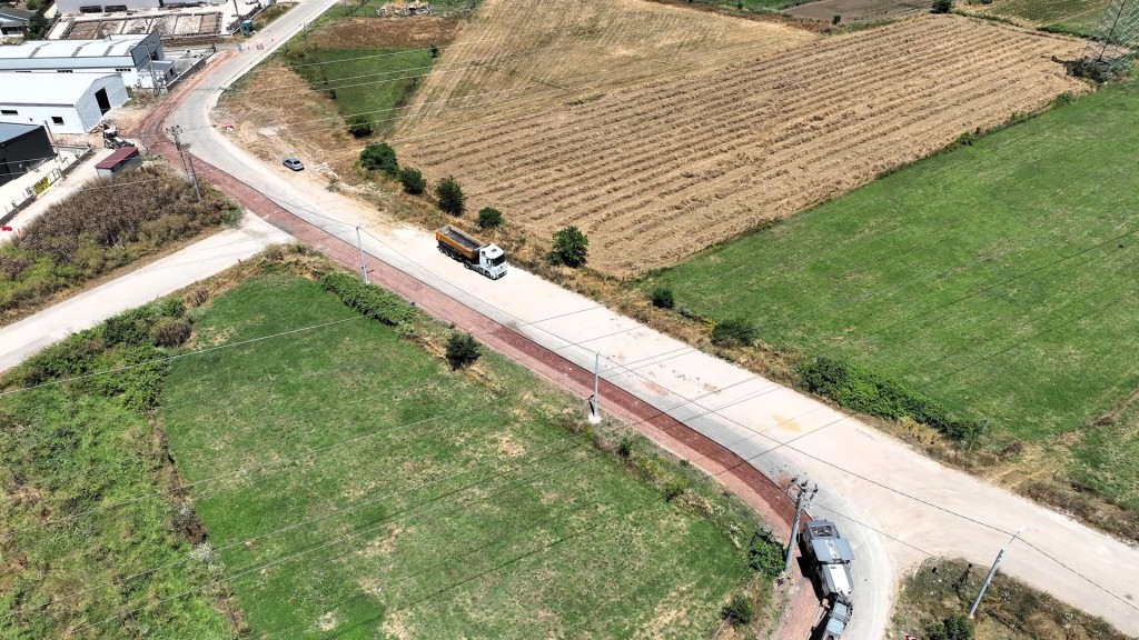 Uzunbey'in ana ulaşım güzergahı yenileniyor
