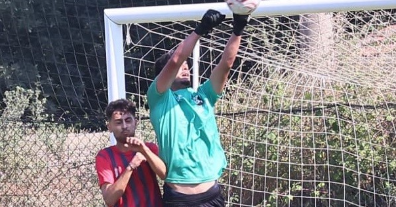 U-19 taş gibi