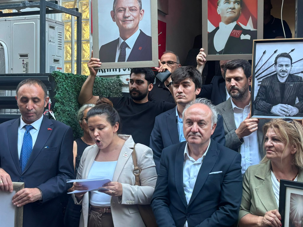 İlçe Başkan Yardımcısı Şentürk: “Başımız dik”