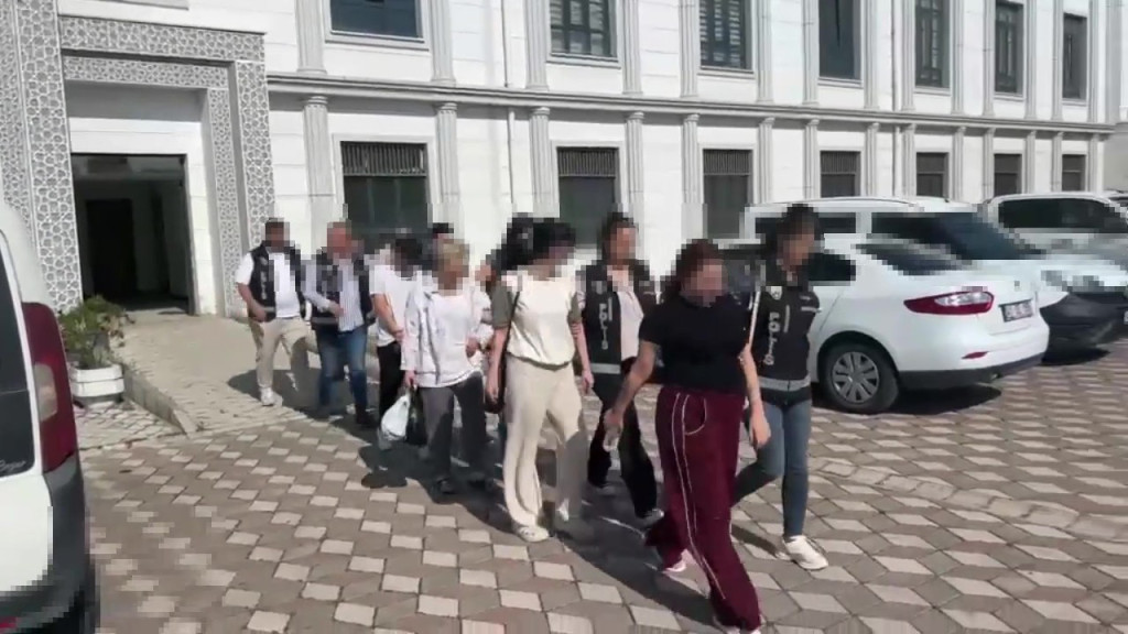 Kocaeli'de banka görevlisi yalanıyla 248 kişiyi dolandırdılar!