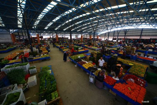 Kocaeli'de pazar alanı kiraya veriliyor!