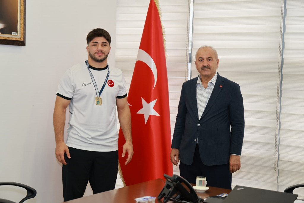 Gebze’nin gururu Alperen Tokgöz