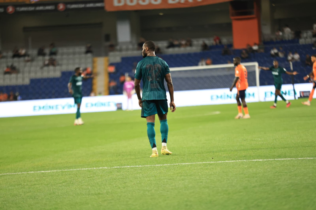 Kocaelispor’da formalar değişecek! İşte yeni hali