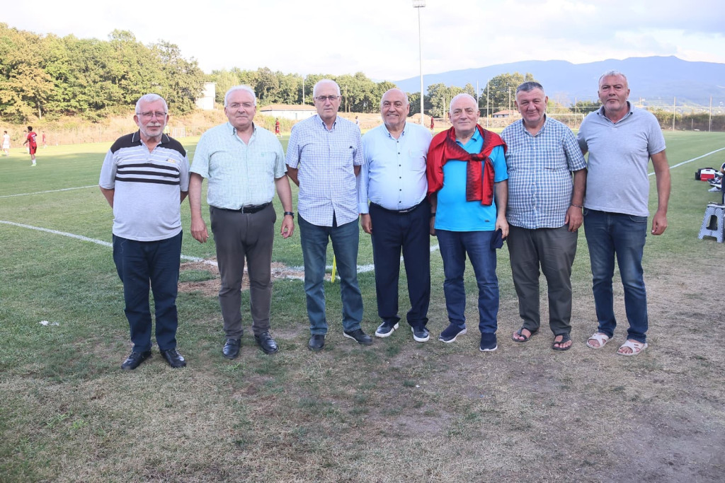 Gölcükspor’un efsaneleri maçtaydı